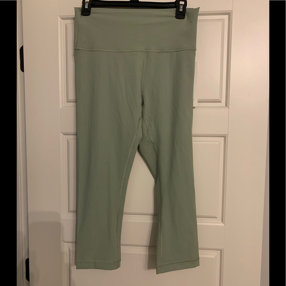 NWT  luluelemon Wonder Under HR Crop Leggings